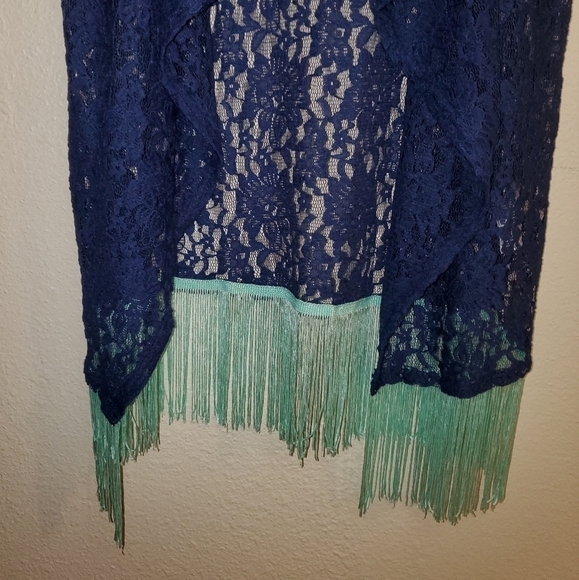 nwt Lularoe Small Monroe lace open front kimono - Picture 3 of 5